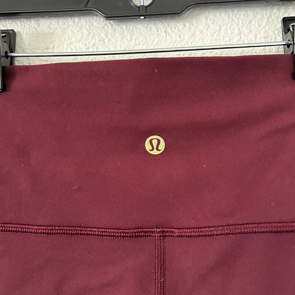 Lululemon Wunder Under High-Rise Tight 25" *Lunar New Year Garnet  Sz 4 - Picture 5 of 9